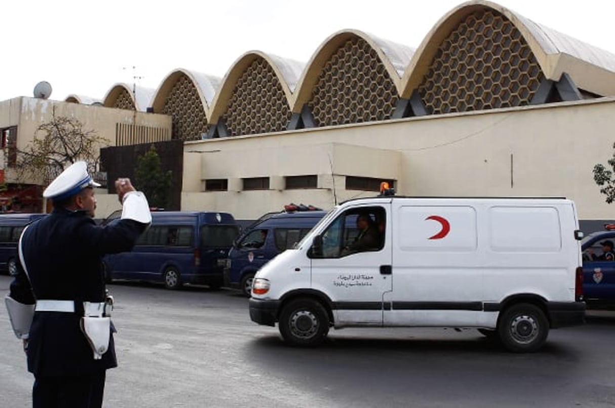 Une ambulance près de l’hôpital de Casablanca, au Maroc, en janvier 2012 (image d’illustration). © Abdeljalil Bounhar/AP/SIPA