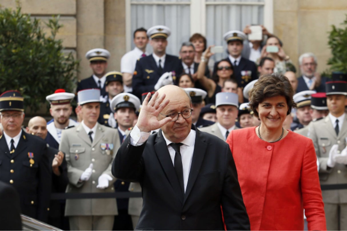 Jean-Yves Le Drian, le « Monsieur Afrique » du quinquennat Hollande, est remplacé par Sylvie Goulard au ministère de la Défense. © Francois Mori/AP/SIPA