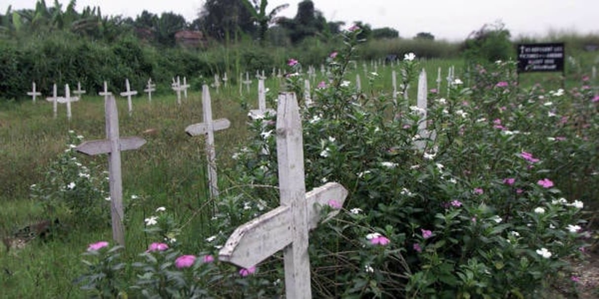 Un cimetière de Kisangani où sont enterrées des victimes d’un conflit de 2002 entre milices (image d’illustration). © CHRISTINE NESBITT/AP/SIPA