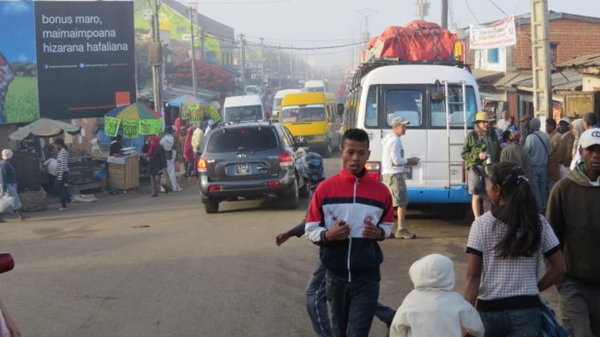 Dans les rues d’Antananarivo, la capitale de Madagascar. © Doug Knuth / Creative Commons / Flickr