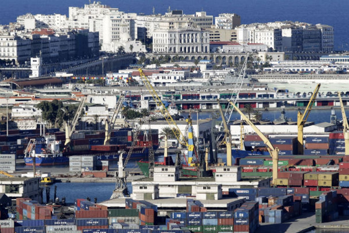 Le port d’Alger, en novembre 2016 © Anis Belghoul/AP/SIPA