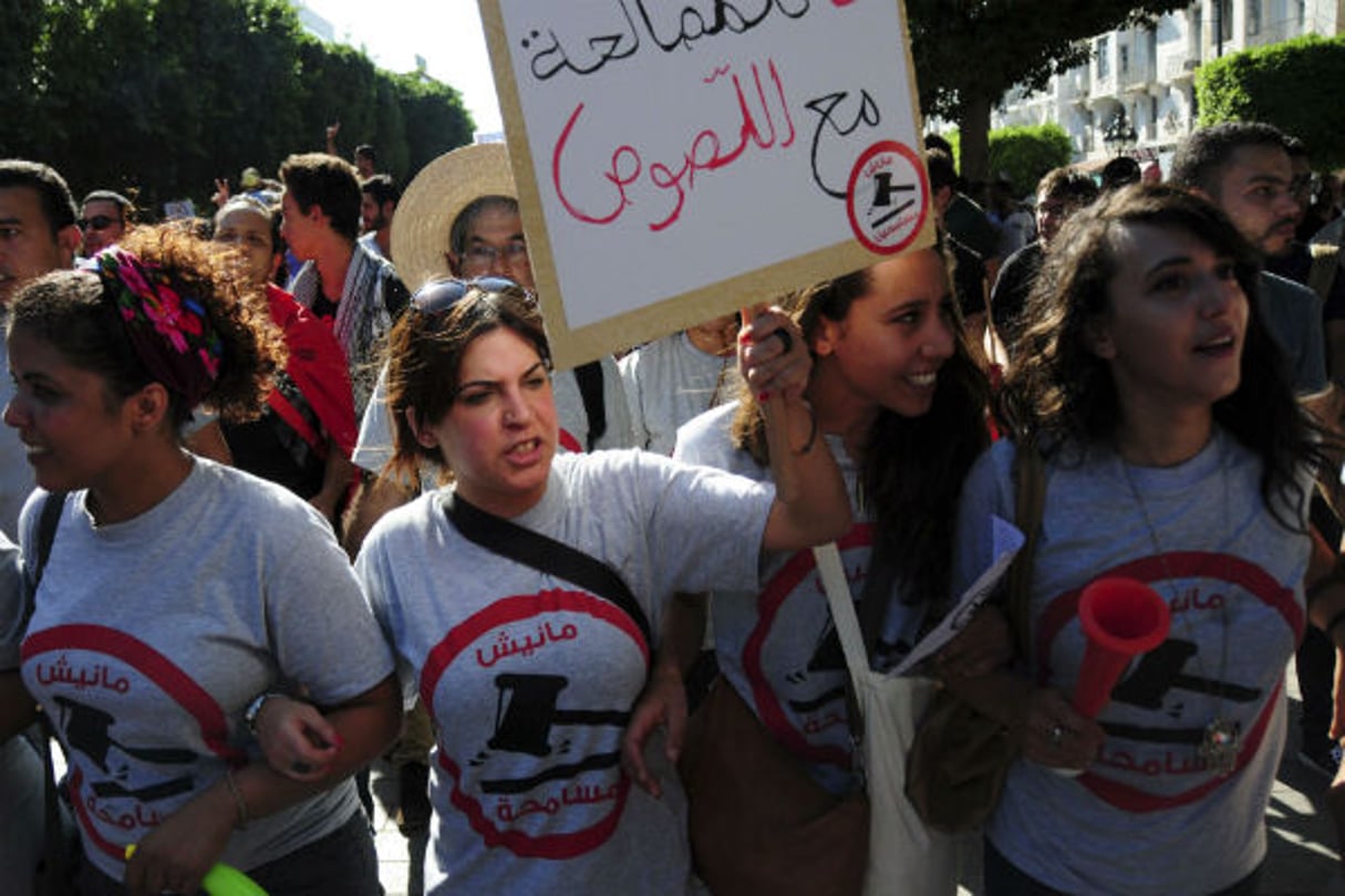 Manifestation du collectif Manich Msamah à Tunis, en septembre 2015. © Riadh Dridi/AP/SIPA