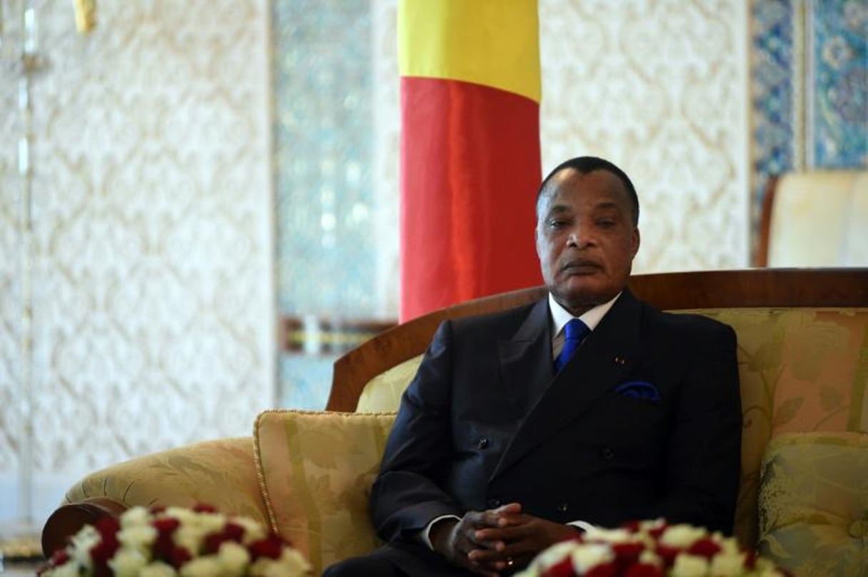 Le président du Congo, Denis Sassou Nguesso, le 27 mars 2017 à Alger. © AFP