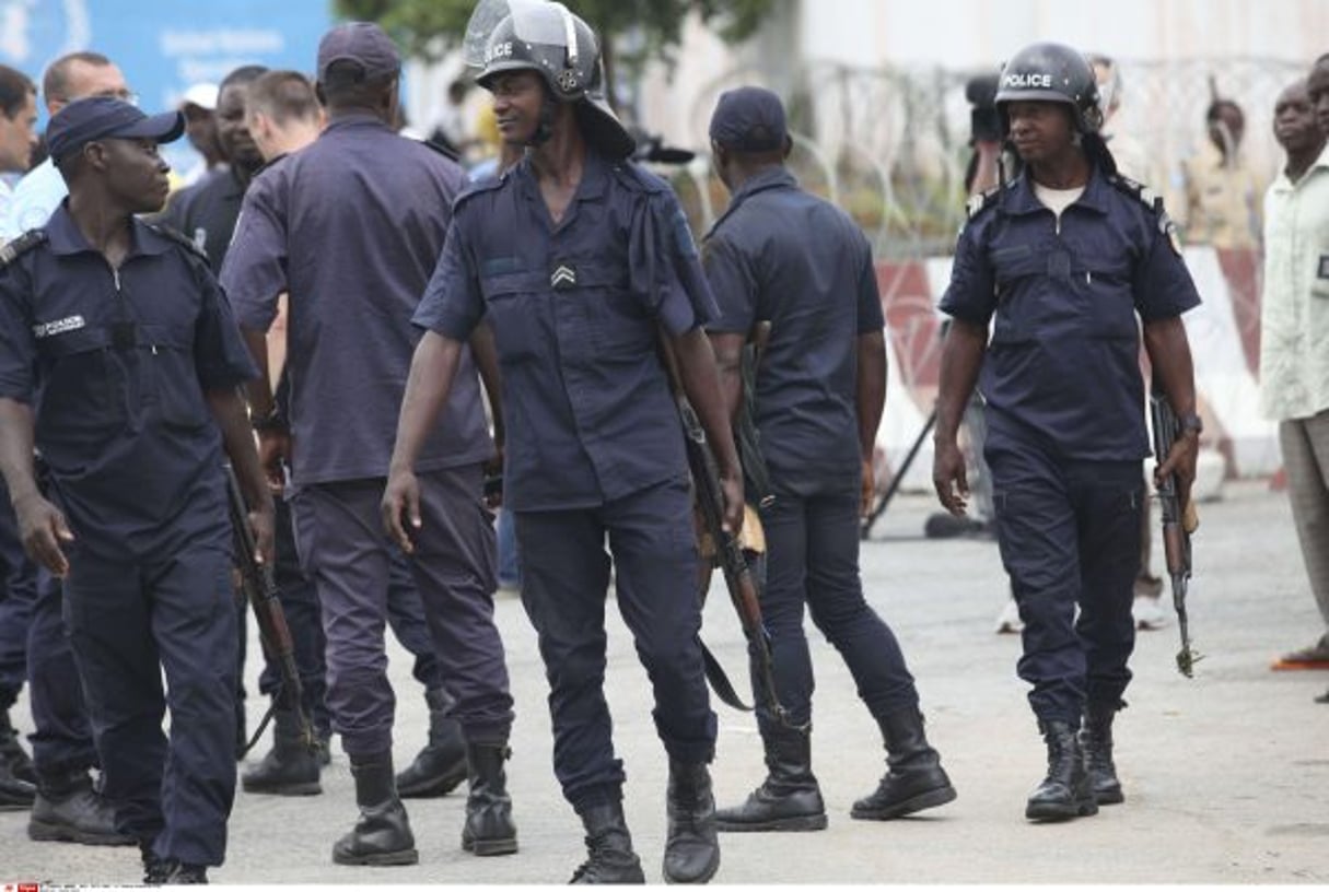 Des policiers en Côte d’Ivoire. © Sunday Alamba/AP/SIPA