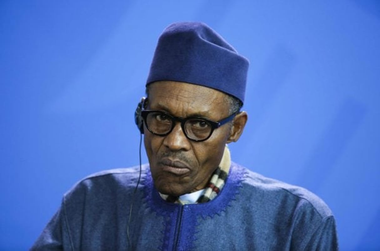 Le président nigérian Muhammadu Buhari lors d’une conférence de presse avec la chancelière allemande Angela Merkel, à Berlin, en octobre 2016. © Markus Schreiber/AP/SIPA