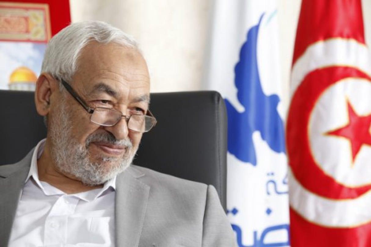 Rached Ghannouchi, le chef du parti Ennahdha, dans son cabinet à Montplaisir, à Tunis, le 7 août 2012. © Ons Abid pour Jeune Afrique