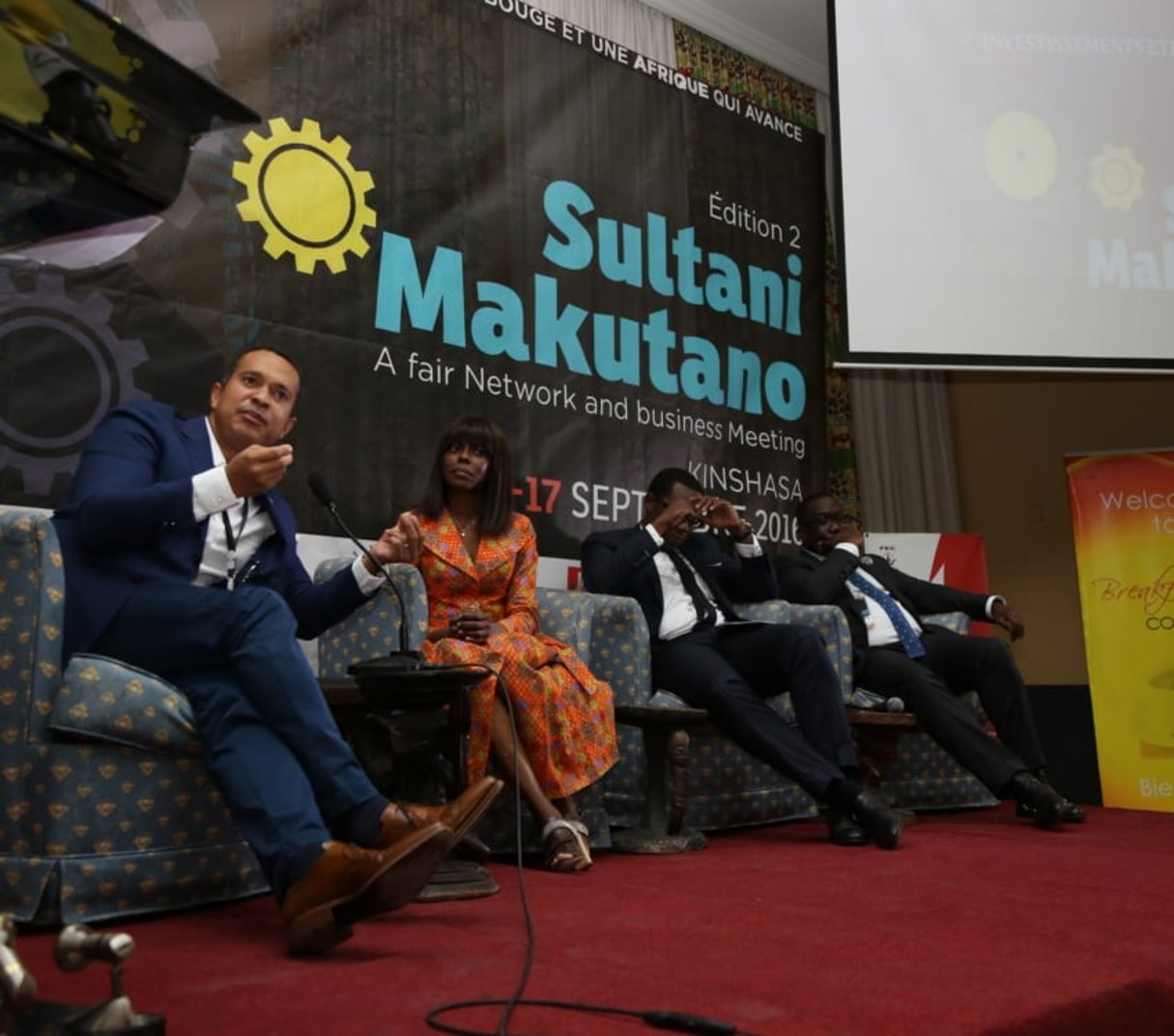 Des intervenants de la deuxième édition du forum Makutano à Kinshasa, en 2016. © Makutano