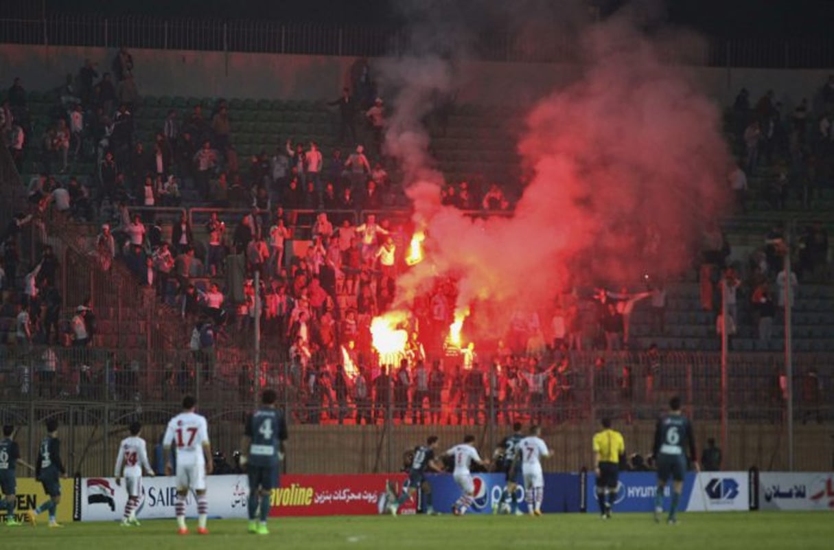 Des supporters du club de foot Zamalek lors d’un match au Caire le 8 février 2015. © Ahmed Abd el-Gwad/AP/SIPA