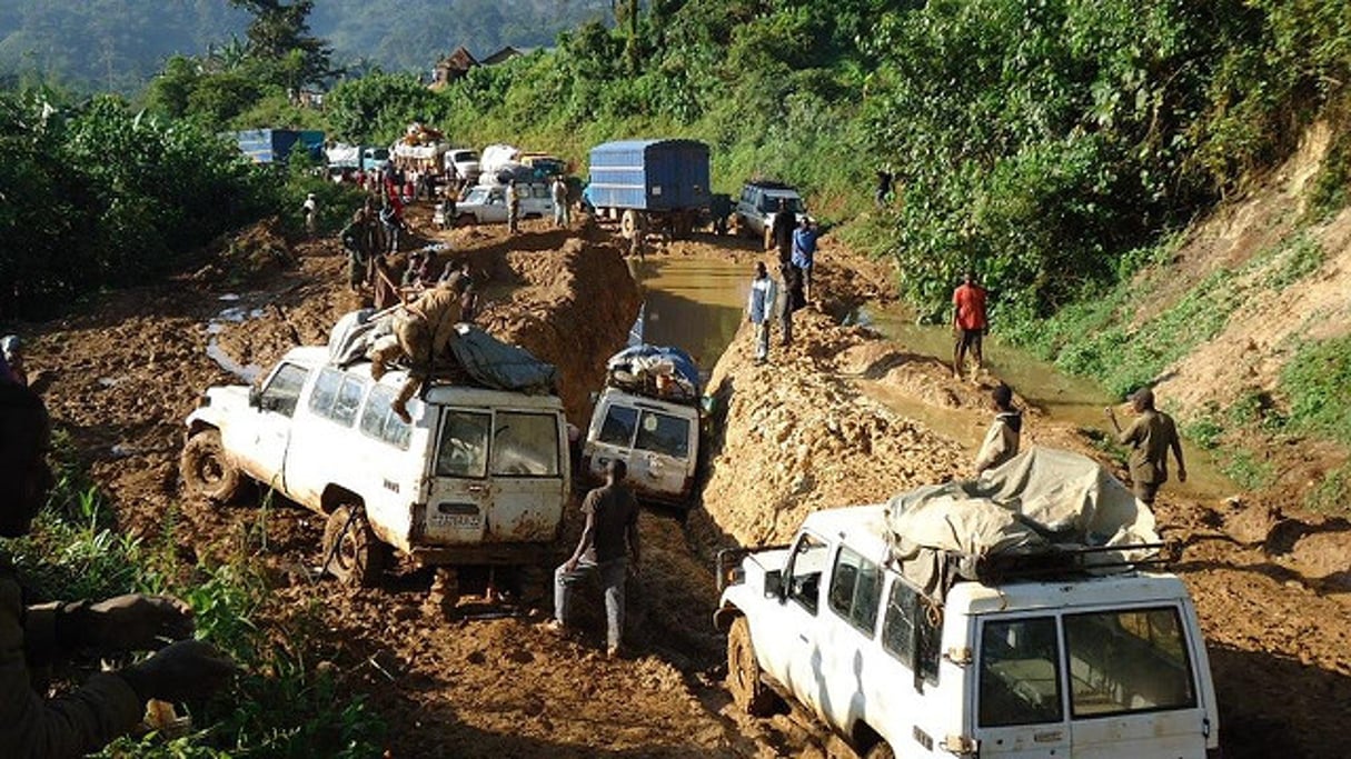 Une route dans le territoire de Mwenga, en RDC, en 2010. © Flickr/Creative Commons/Aide humanitaire et protection civile de la Commission européenne