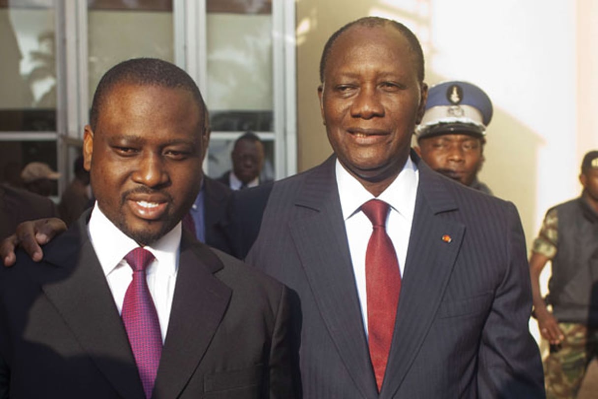 Guillaume Soro et Alassane Ouattara au Golf Hotel, à Abidjan, le 4 décembre 2010. © Thibault Camus/AP/SIPA