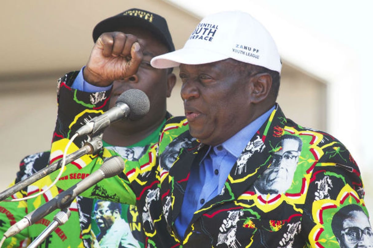 Emmerson Mnangagwa, ancien vice-président du Zimbabwe, lors d’un meeting du Zanu-PF en septembre 2017. © Tsvangirayi Mukwazhi/AP/SIPA