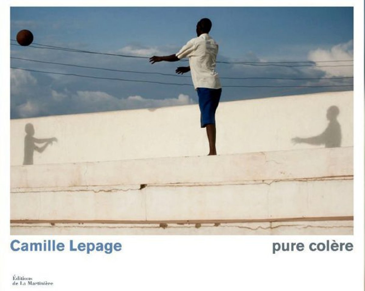 « Pure colère » livre photographique à partir des travaux de Camille Lepage.