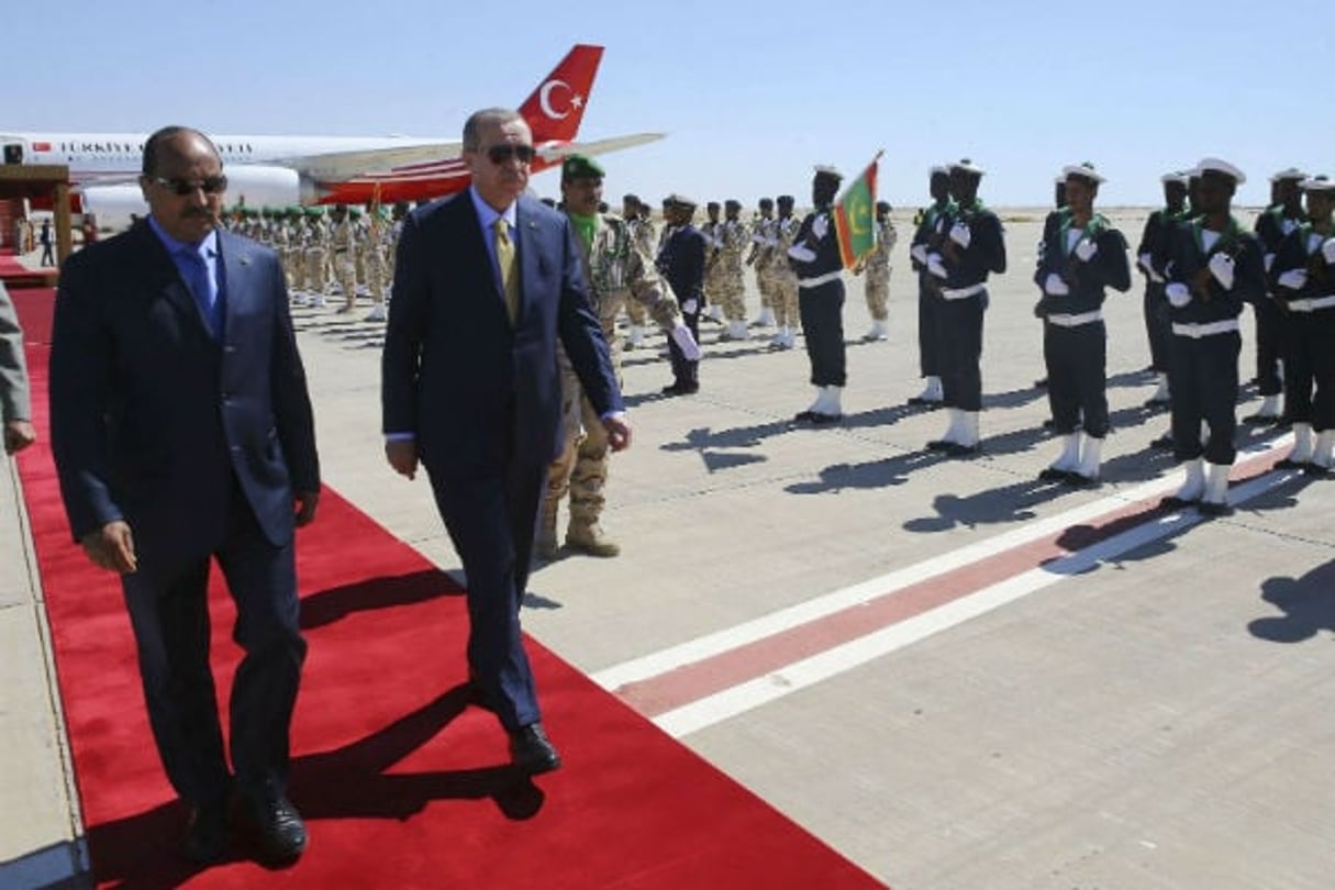 Recep Tayyip Erdogan, le président turc, et Mohamed Ould Abdel Aziz, le président mauritanien, à Nouakchott le 28 février 2018. © Kayhan Ozer/AP/SIPA