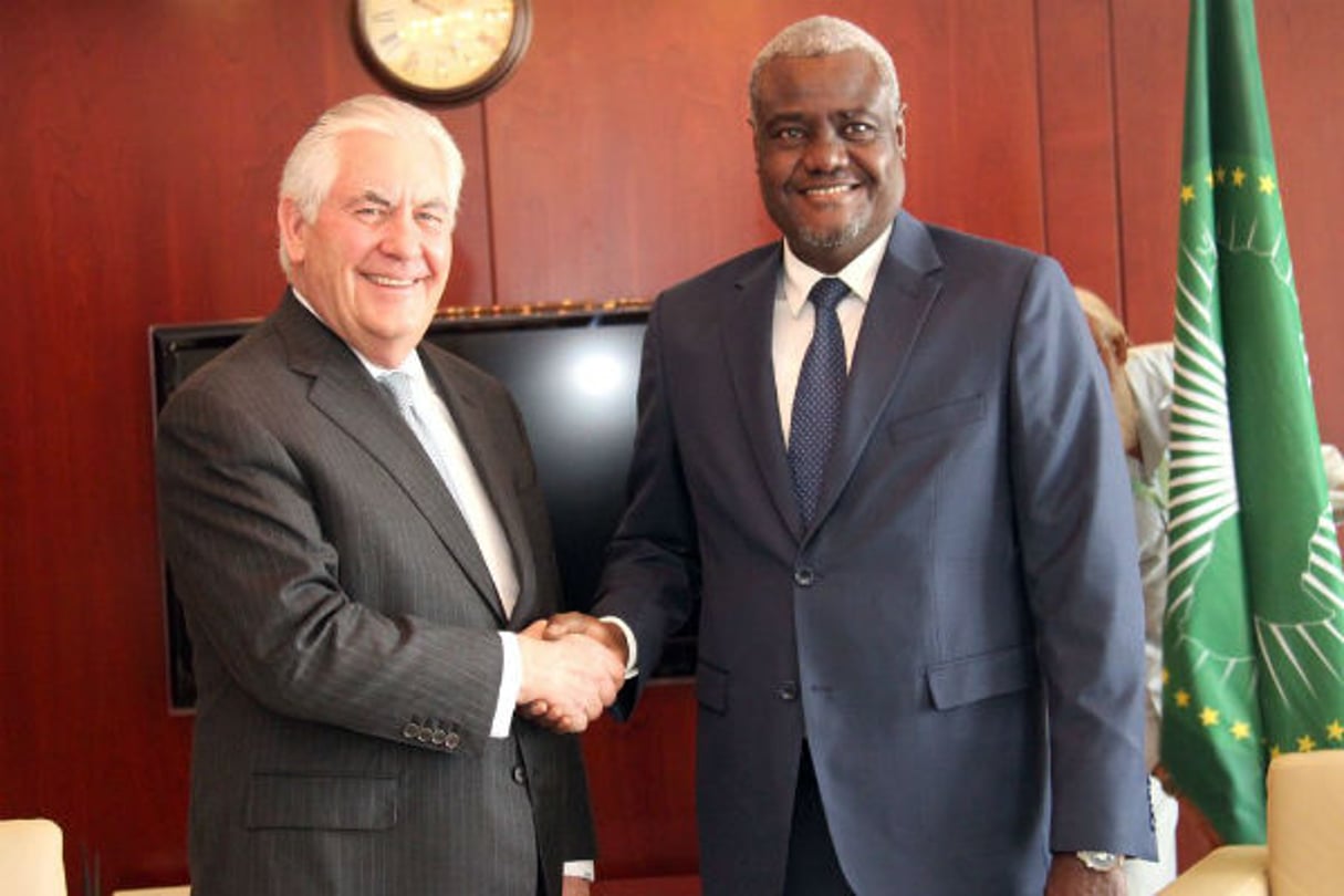 Rex Tillerson, le secrétaire d’État américain, et Moussa Faki, président de la Commission de l’Union africaine, à Addis Abeba le 8 mars 2018. © DR / Mission des États-Unis à l’Union africaine