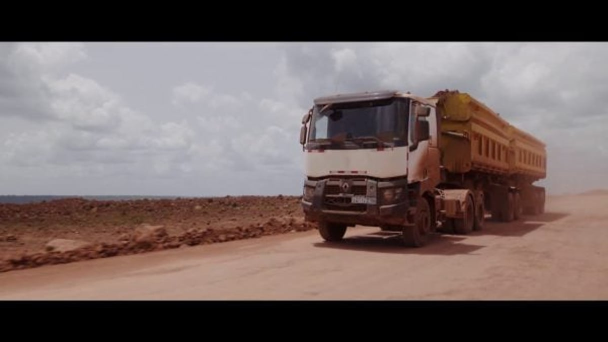 Un camion Renault Trucks en Guinée © Renault Trucks / YouTube