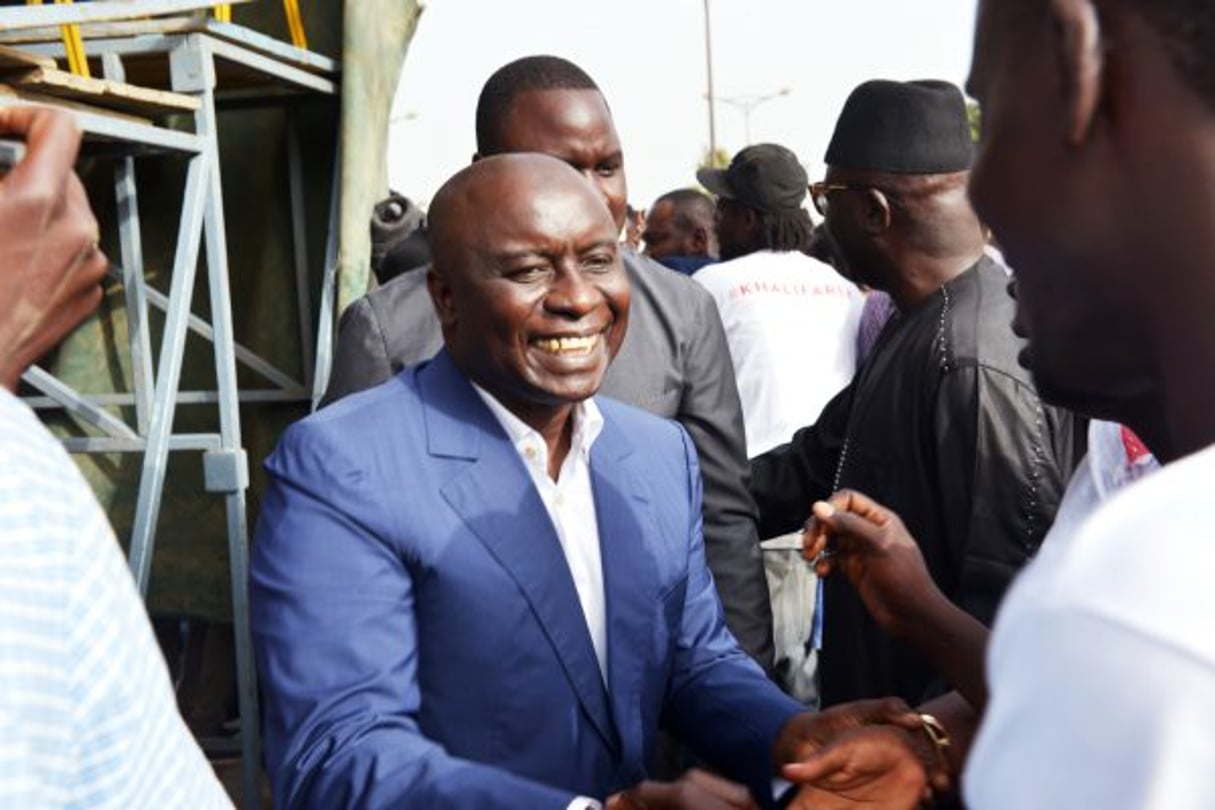 L’ancien maire de Thiès à son arrivée au meeting de l’opposition, à Dakar, en mai 2017. © erick ahounou