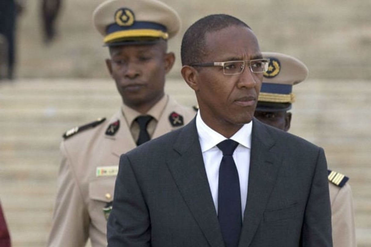 L’ex-Premier ministre sénégalais Abdoul Mbaye arrive à la cérémonie commémorant le dixième anniversaire de la catastrophe du ferry de Joola en 2002, à Dakar (Sénégal), le 26 septembre 2012 © Rebecca Blackwell/AP/SIPA