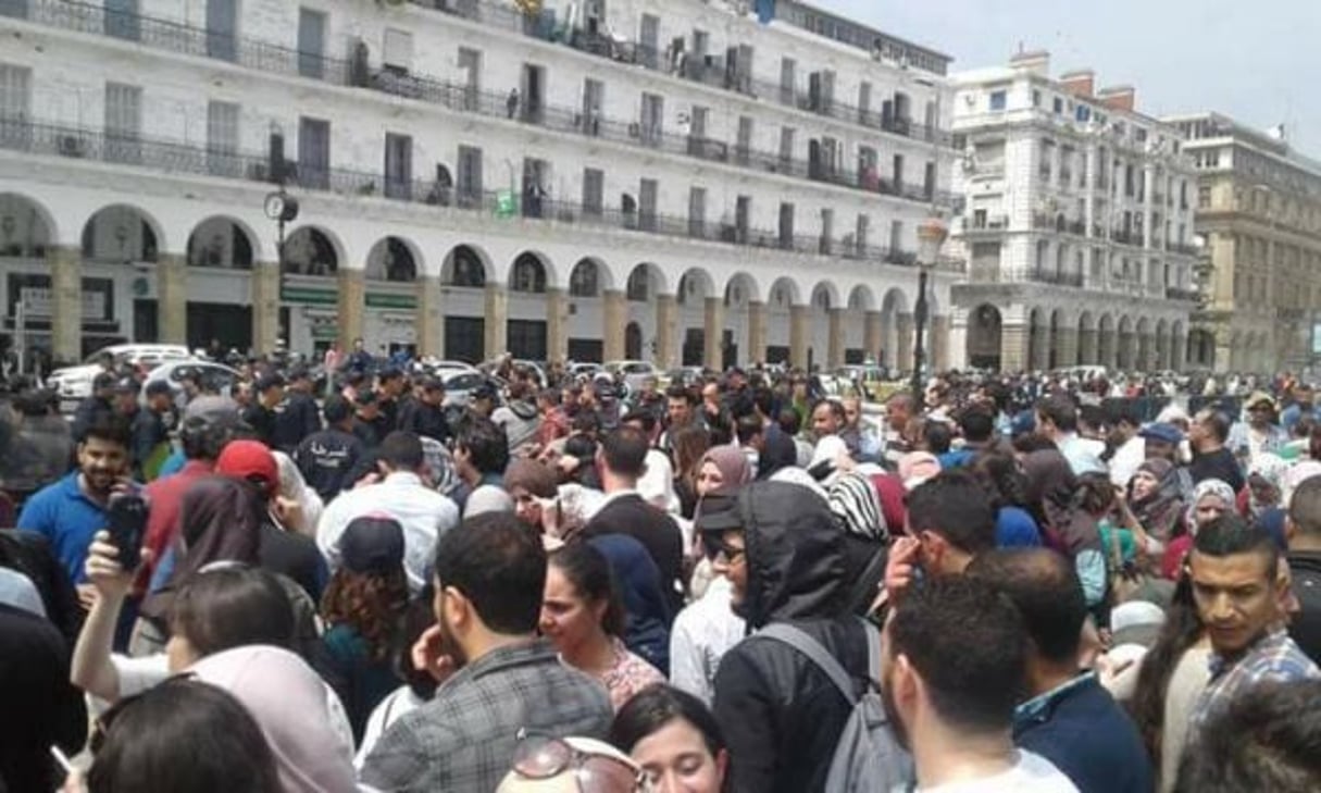 Manifestation des médecins résidents algériens  le 24 avril 2018 à Alger © Facebook/ Camra