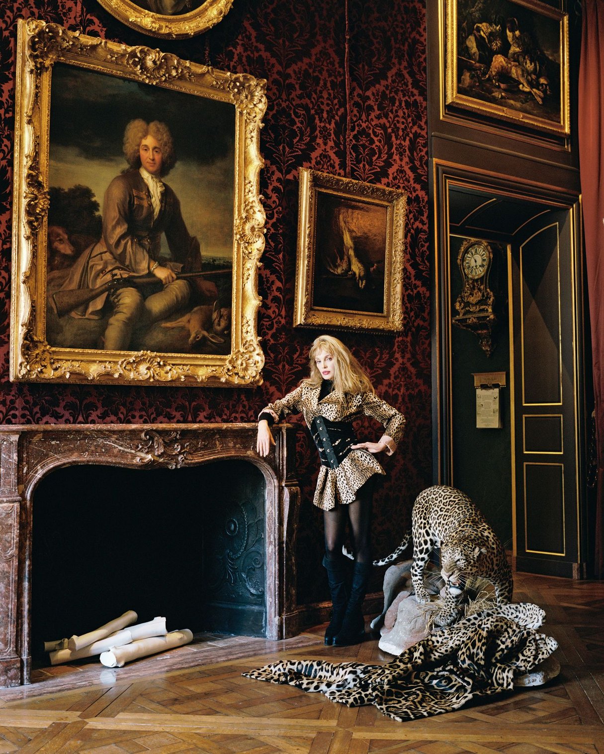 L'actrice Arielle Dombasle photographiée par Émilie Régnier dans une salle du Musée de la chasse à Paris. &copy; Émilie Régnier