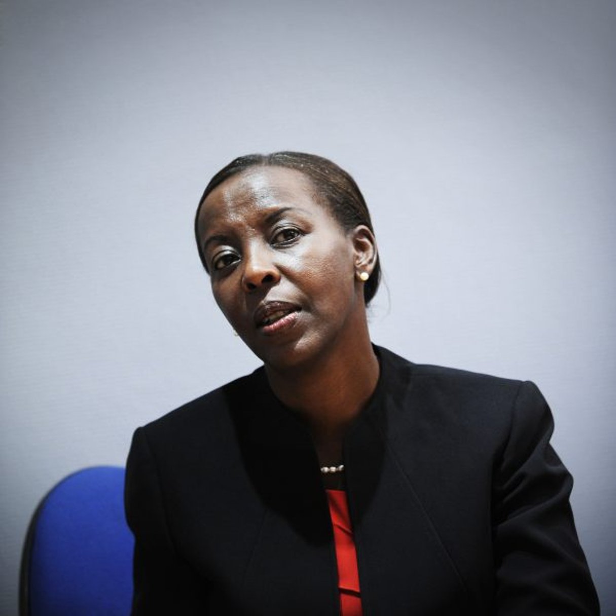 Louise Mushikiwabo, ministre des Affaires étrangères du Rwanda, en 2011 à Paris. © Vincent Fournier/Jeune Afrique-R