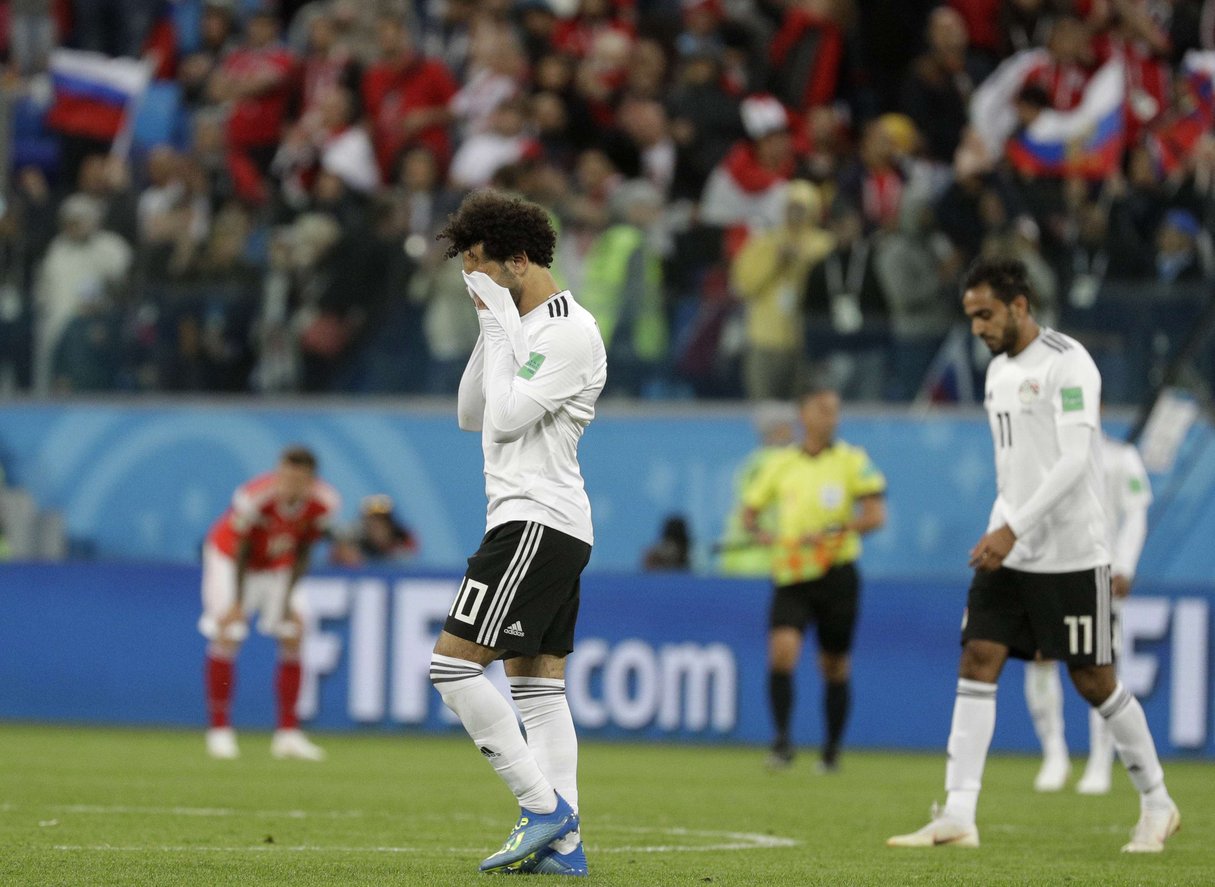 À l’image de Mohamed Salah, les Pharaons ont la tête basse après leur défaite face à la Russie, le 19 juin (1-3). © Gregorio Borgia/AP/SIPA