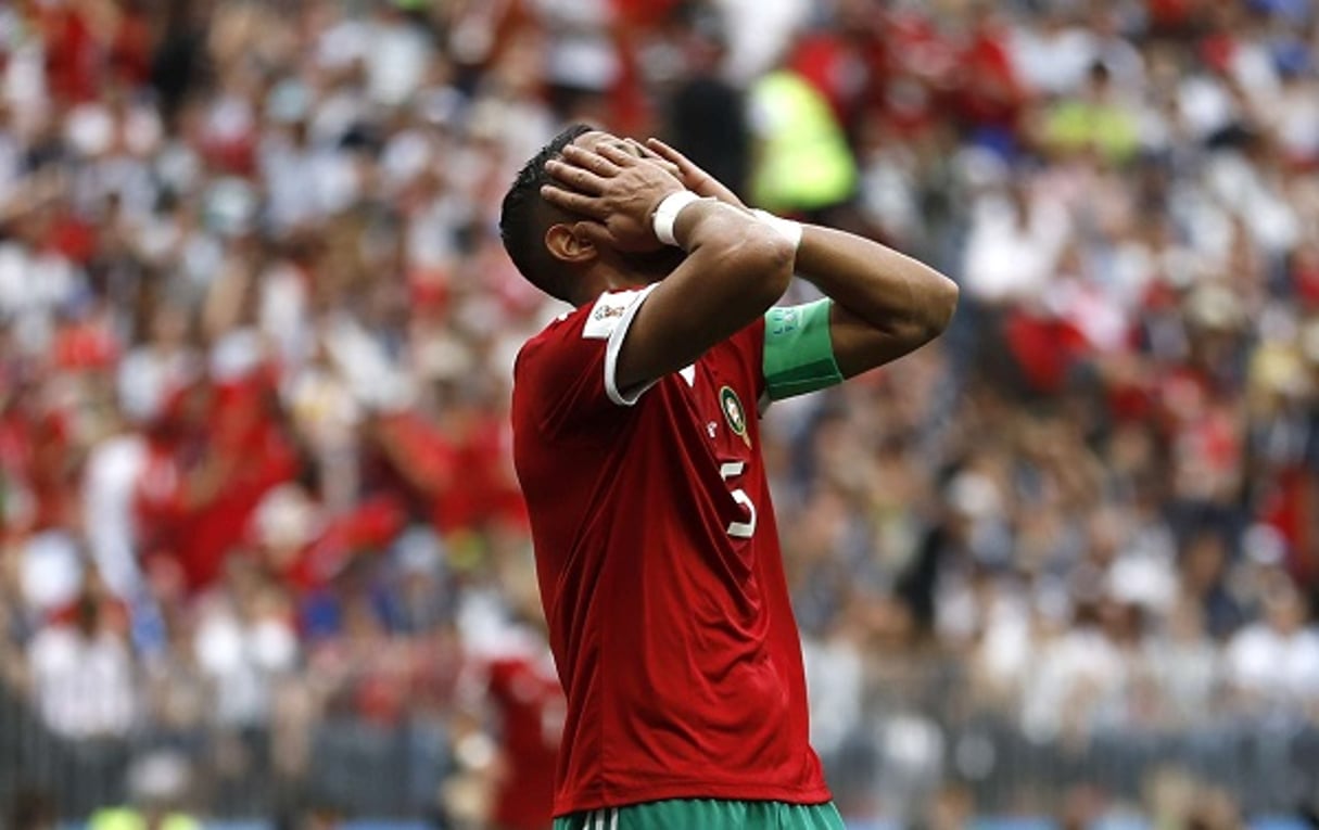 Le défenseur marocain Medhi Benatia regrette une occasion raté, le 20 juin 2018 à Moscou. © Francisco Seco/AP/SIPA