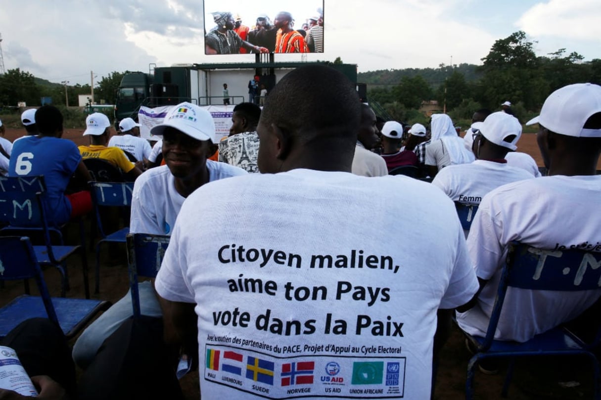Le 23 juillet, à Bamako, lors d’une caravane citoyenne organisée par le Prgramme des Nations unies pour le développement. © REUTERS/Luc Gnago