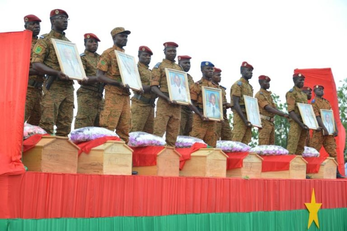 Funérailles des sept soldats burkinabé tués dans une attaque, à Ouagadougou le 31 août 2018. © AFP