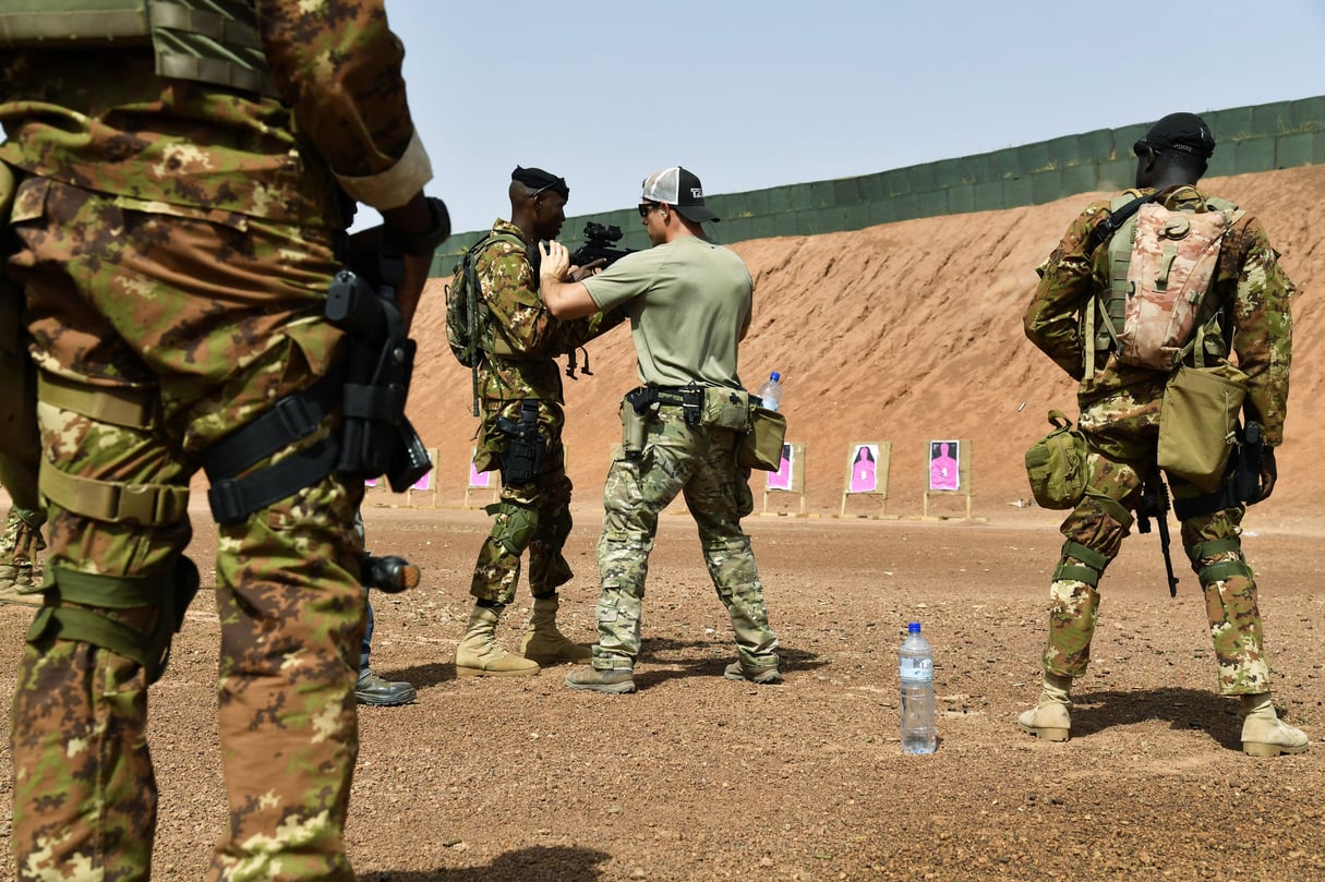 En avril, au camp Général-Bila-Zagré (Burkina), les militaires américains forment les soldats maliens à la lutte antiterroriste. &copy; ISSOUF SANOGO/AFP