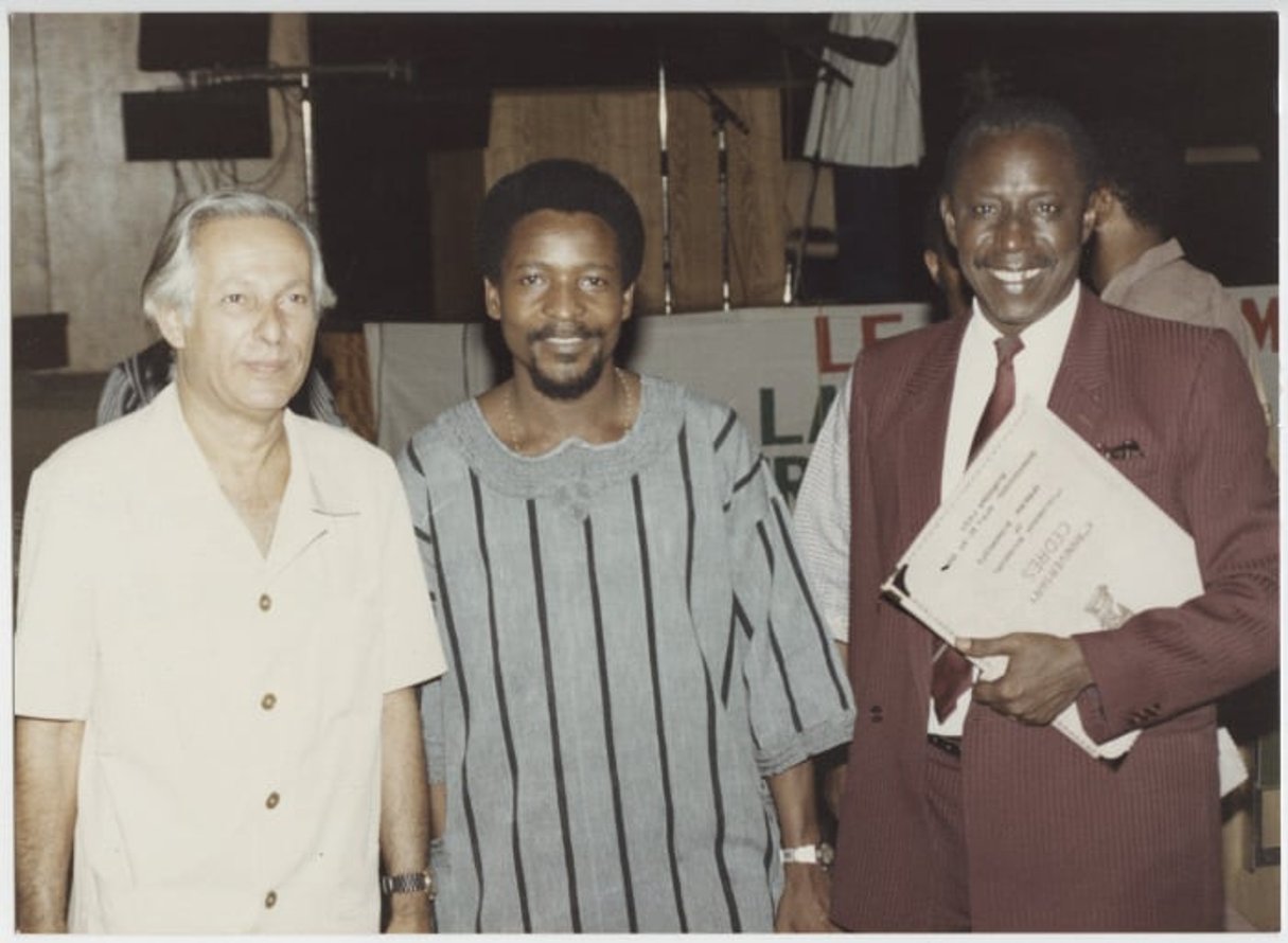 Samir Amin, économiste altermondialiste franco-égyptien, Valère Somé ministre burkinabé de l’Enseignement supérieur et Mustapha Kassé, directeur du C.R.E.A. de Dakar, en 1987 à Ouagadougou. © Archives Jeune Afrique