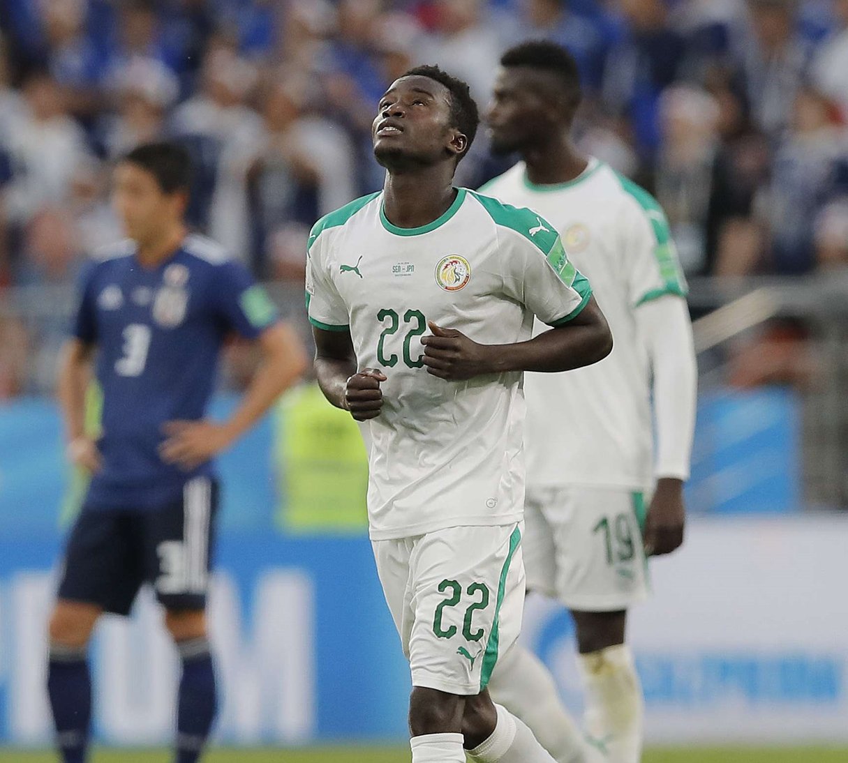 Le Sénégalais Moussa Wague, à droite, célèbre le deuxième but de son équipe lors du match du groupe H entre le Japon et le Sénégal à la Coupe du monde de football 2018 en Russie, le 24 juin 2018. &copy; Vadim Ghirda/AP/SIPA