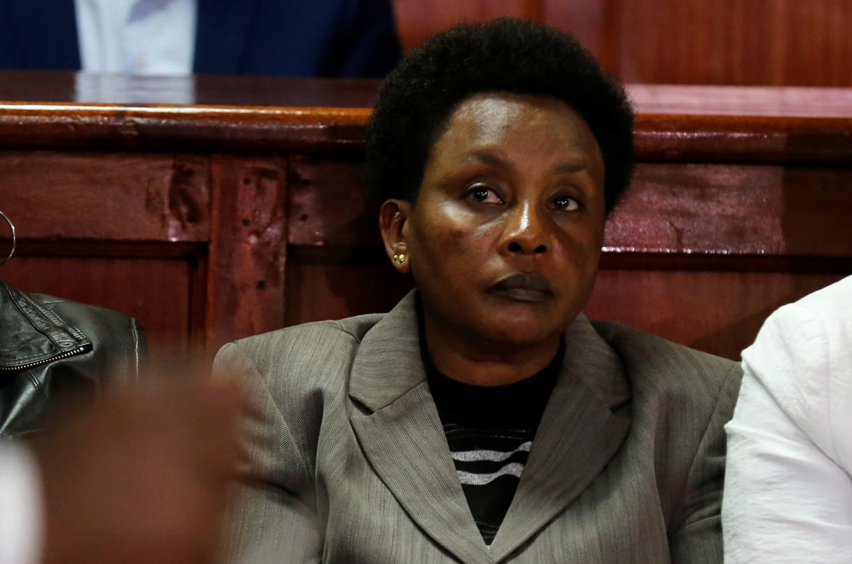 La vice-présidente de la Cour suprême du Kenya, Philomena Mwilu, comparaît devant le tribunal de Milimani après avoir été arrêtée pour corruption présumée à Nairobi, le 28 août 2018. © Thomas Mukoya/REUTERS