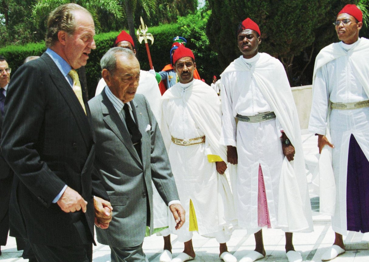 Les rois Hassan II (à dr.) et Juan Carlos, à Rabat, en 1999. &copy; abdelhak senna/AFP