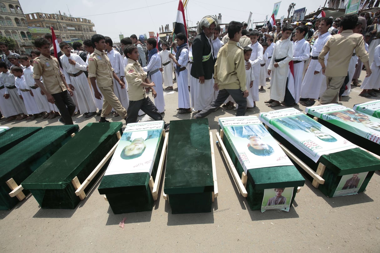Funérailles de victimes d’un bombardement saoudien au Yémen, le 13 août 2018. © Hani Mohammed/AP/SIPA