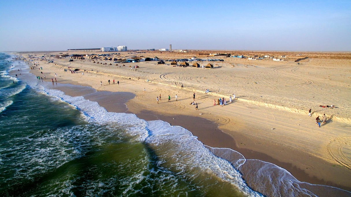 La plage des Océanides, en Mauritanie. © Daouda Corera pour JA