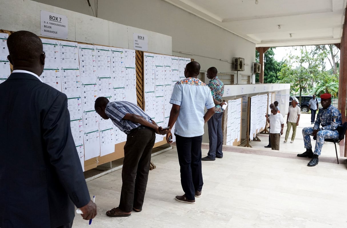 Malgré tous leurs efforts, le RDR et le PDCI n’ont pas réussi à limiter le nombre de candidatures indépendantes © Issouf Sanogo/AFP