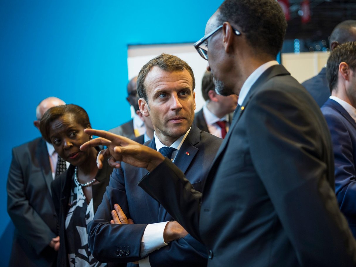 Emmanuel Macron et Paul Kagame au salon Viva Tech, à Paris, le 24 mai 2018. &copy; Village Urugwiro