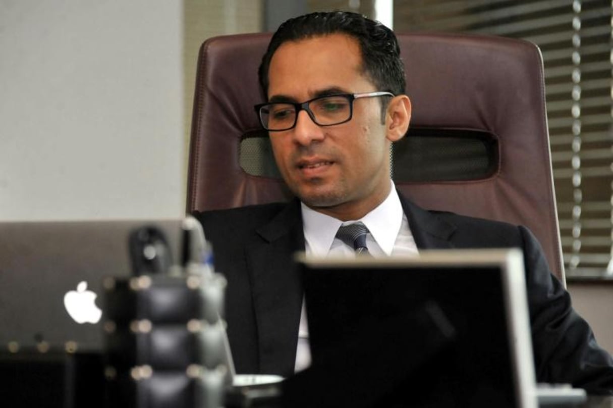 L’homme d’affaires tanzanien Mohammed Dewji le 23 avril 2015 à son bureau de Dar es Salaam. Il a été enlevé le 11 octobre dans la ville. © afp.com – Khalfan SAID HASSAN