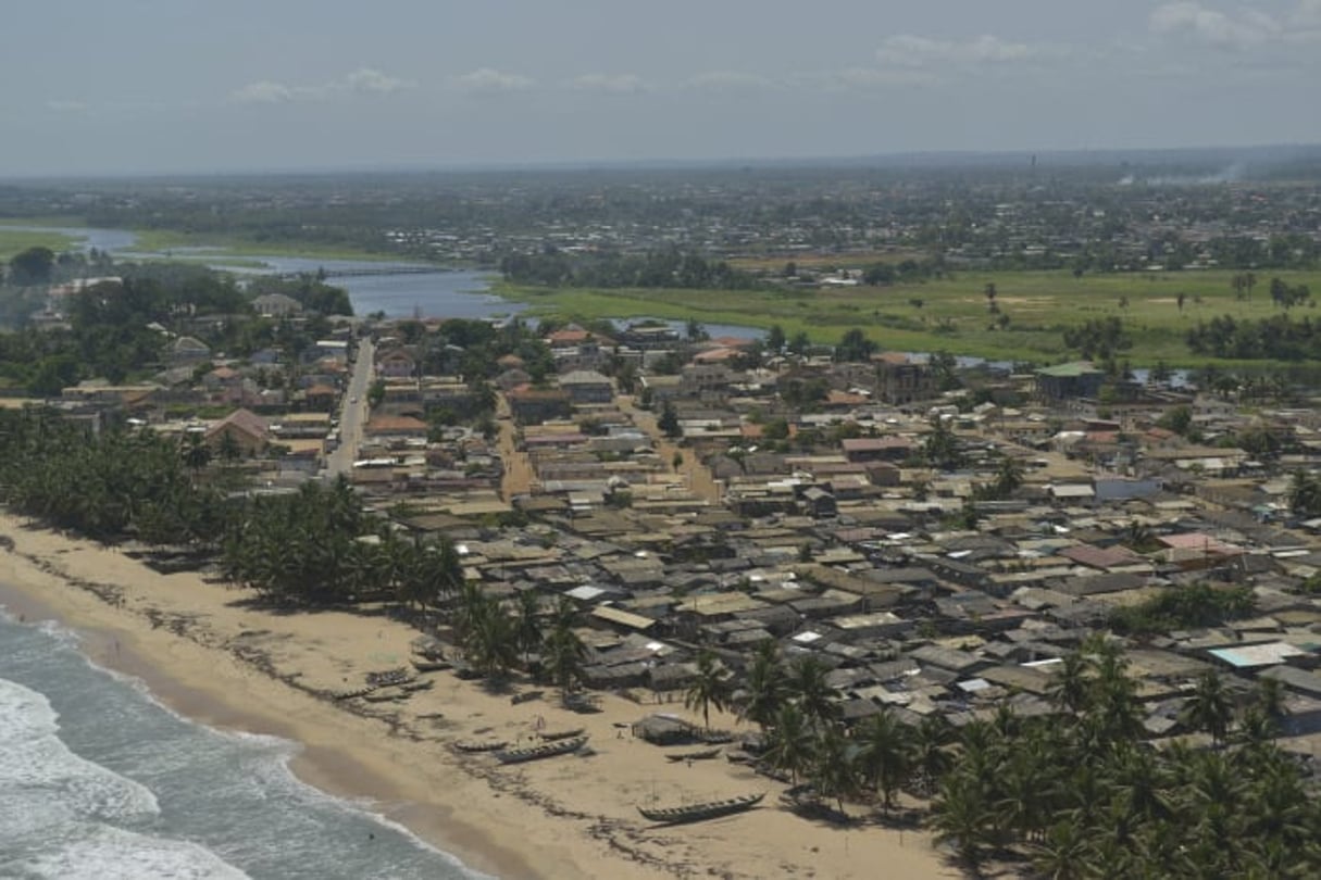 Vue aérienne de Grand Bassam, Côte d’Ivoire. © Nabil Zorkot