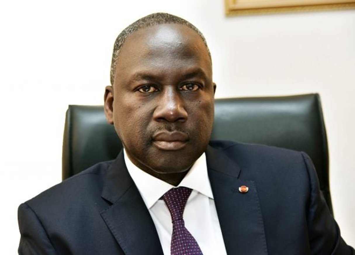 Adama Bictogo, dans son bureau le 19 août 2015 à Abidjan. © Olivier pour JA
