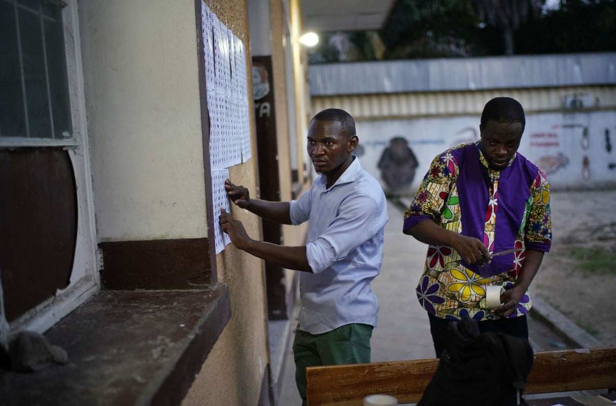 A l'entrée d'un bureau de vote de Kinshasa, le 30 décembre 2018. &copy; Jerome Delay/AP/SIPA