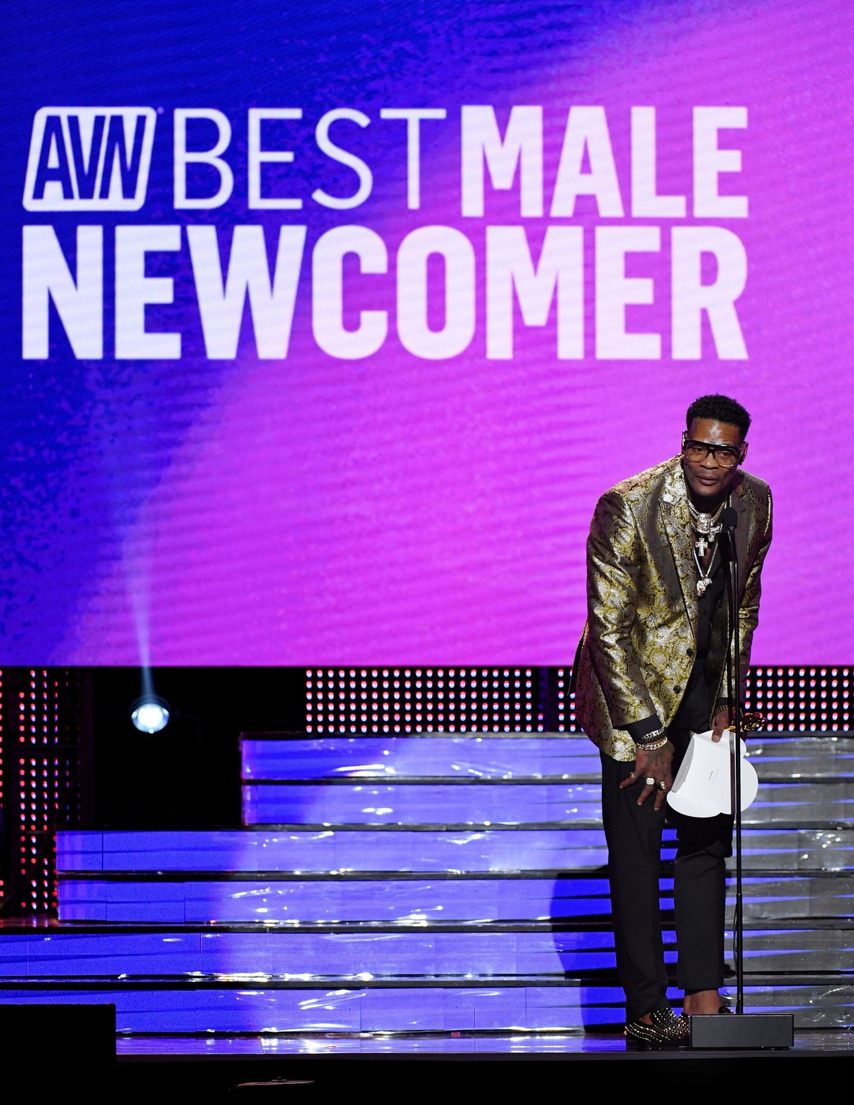 Jason Luv recevant un prix lors des Adult Video News Awards, en janvier 2019. &copy; Ethan Miller/Getty Images/AFP