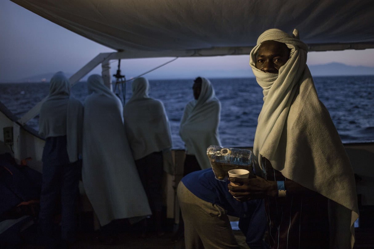 A bord d’un navire de l’ONG Open Arms ayant secouru des migrants au large de la Libye, en août 2018. © Valerio Nicolosi/AP/SIPA