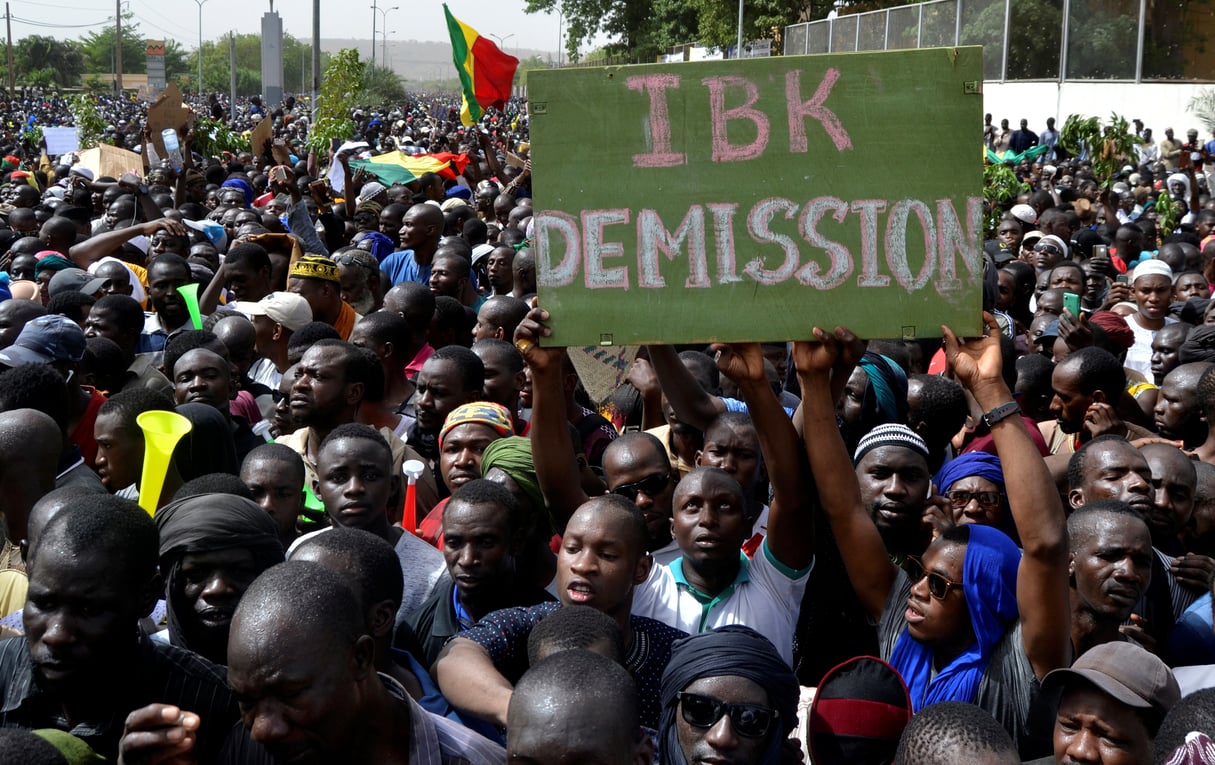 Lors d'une manifestation à Bamako contre le gouvernement et la président malien, le 5 avril 2019. &copy; REUTERS/Keita Amadou