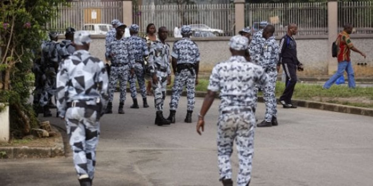 Des policiers ivoiriens, le 22 octobre 2015 à Abidjan, en Côte d’Ivoire. Photo d’illustration. © Schalk van Zuydam/AP/SIPA