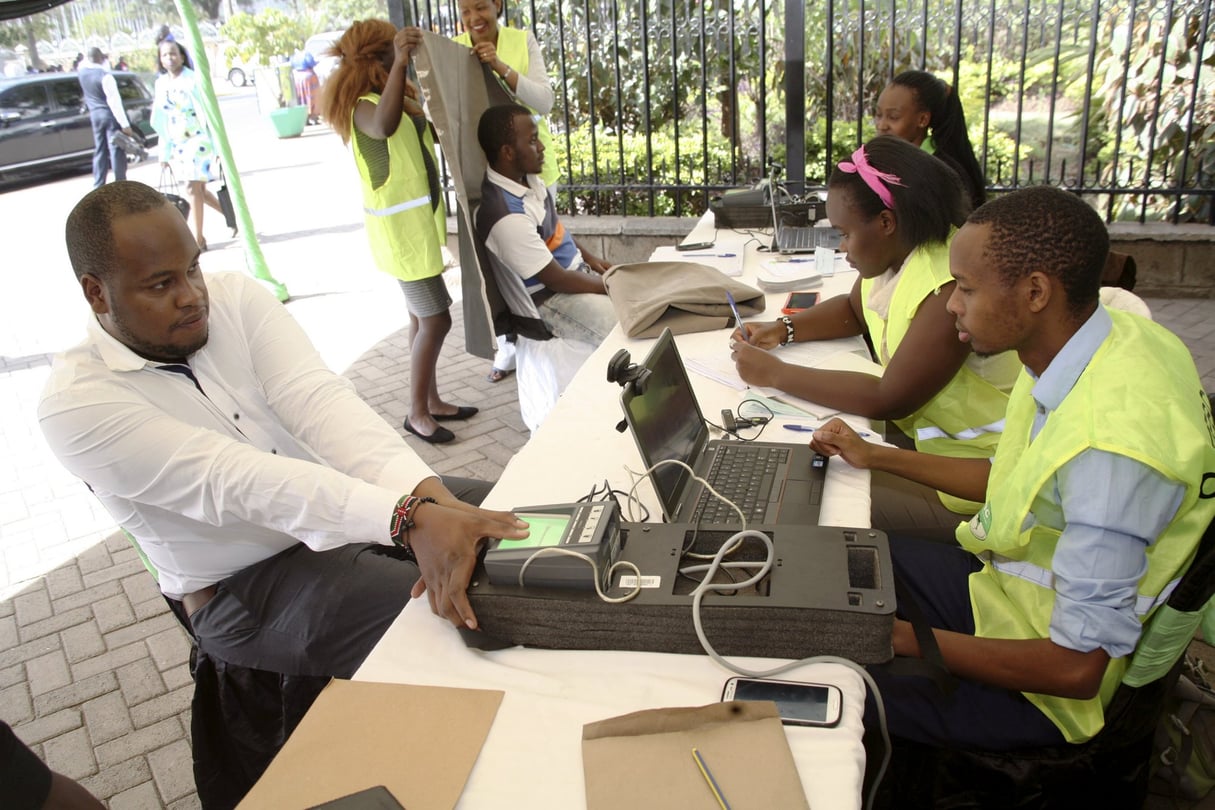 Inscription sur les listes électorales, à Nairobi, en janvier 2017. &copy; Charles Onyango/XINHUA-REA