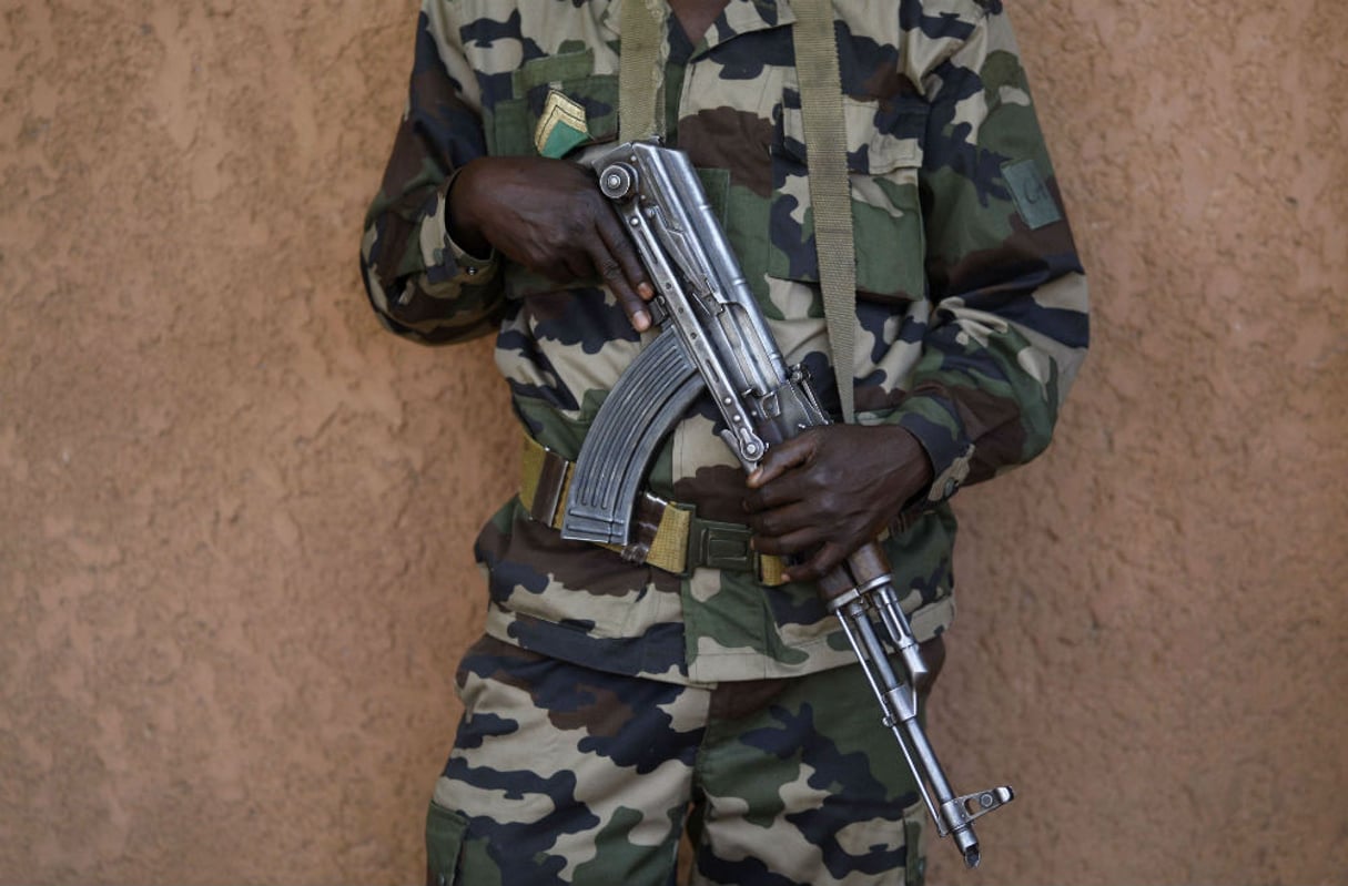 Un soldat nigérien à Niamey, en 2010 (archives / Illustrations). © REBECCA BLACKWELL/AP/SIPA
