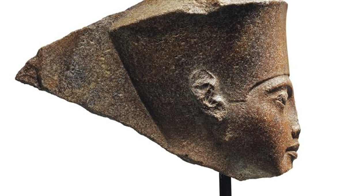 La statue du pharaon d’Égypte, vieille de plus de 3000 ans © Christie’s