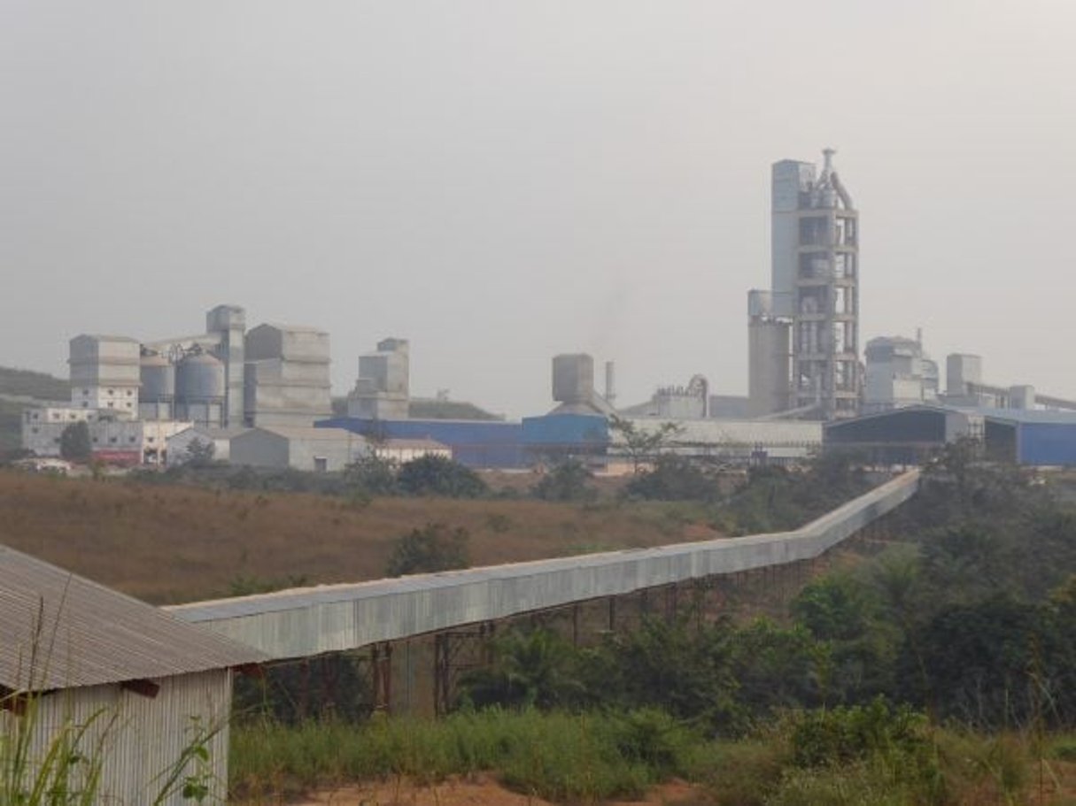 Le complexe de Diamond Cement, non loin de Mindouli, dans la région congolaise du Pool. © Marjorie Cessac pour JA