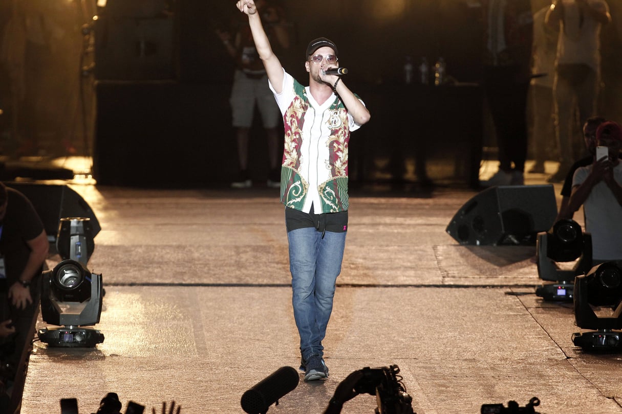 Le rappeur Soolking lors de son concert à Alger, jeudi 22 août 2019. © Fatheh Guidoum/AP/SIPA